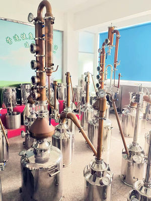 Apparecchiature di distillazione in acciaio inossidabile da 50 litri per la produzione di brandy, whisky e rum